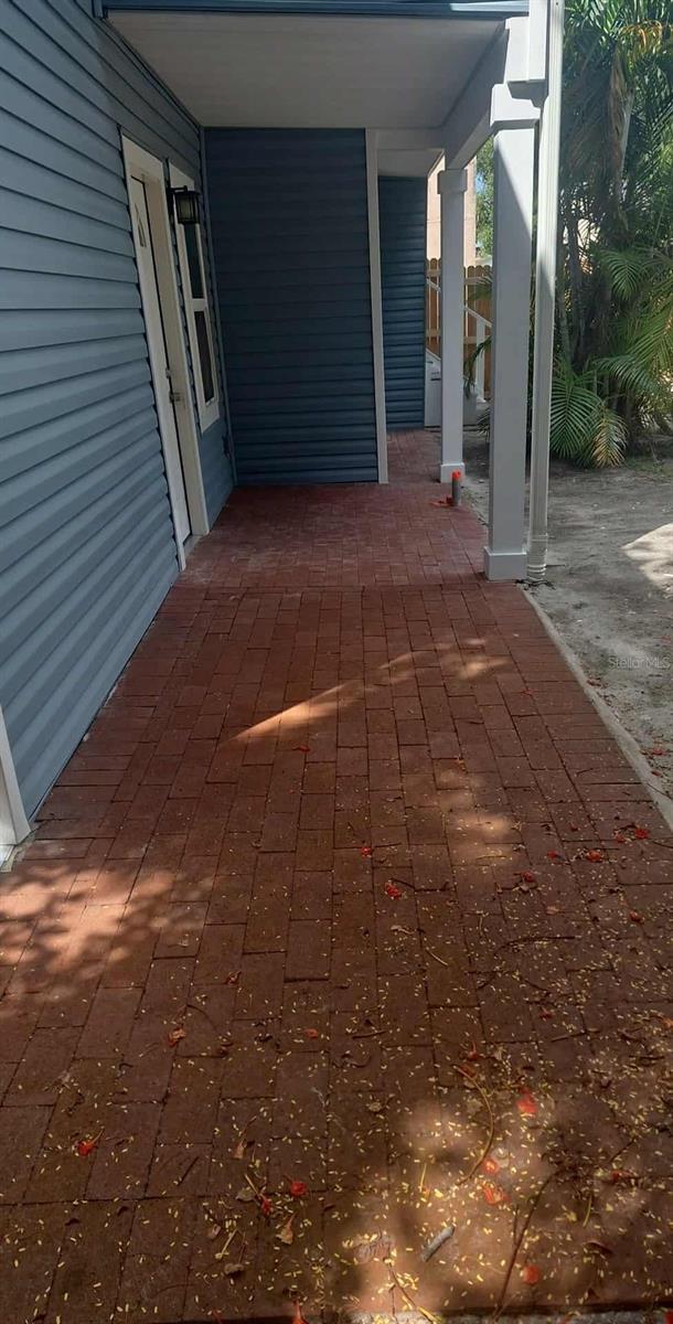 Image 9 of 13 For 1135 Drew Street