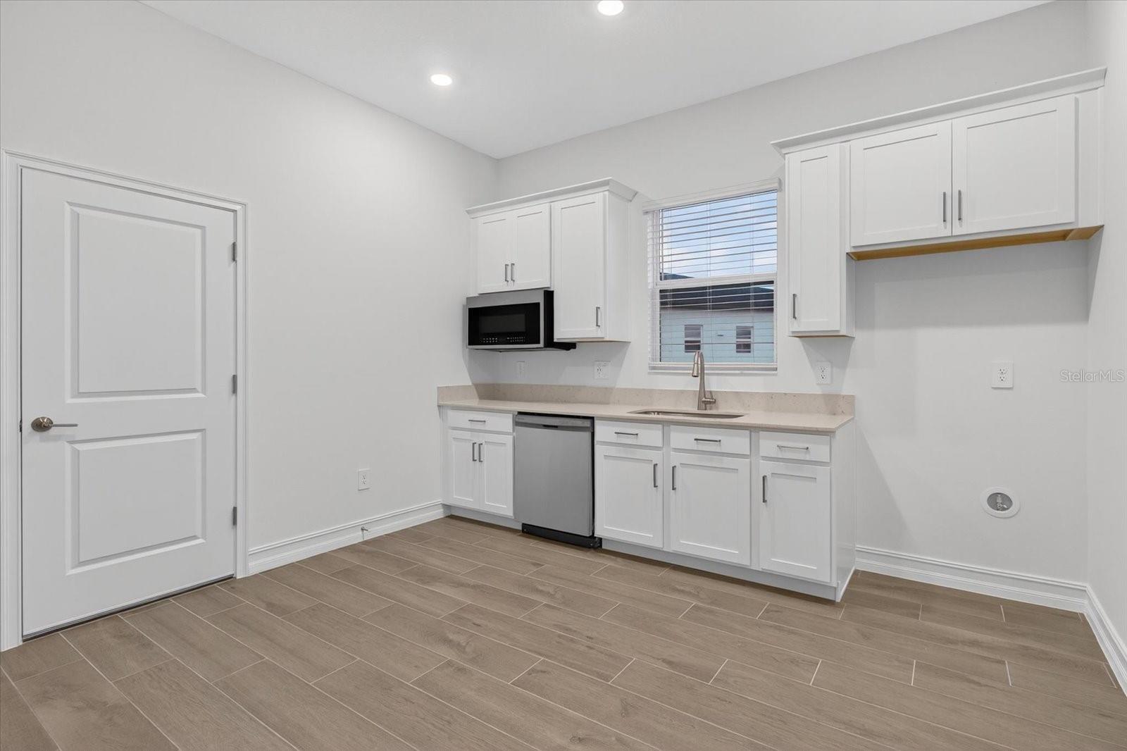 Image 38 of 51 For 6925 116th Court