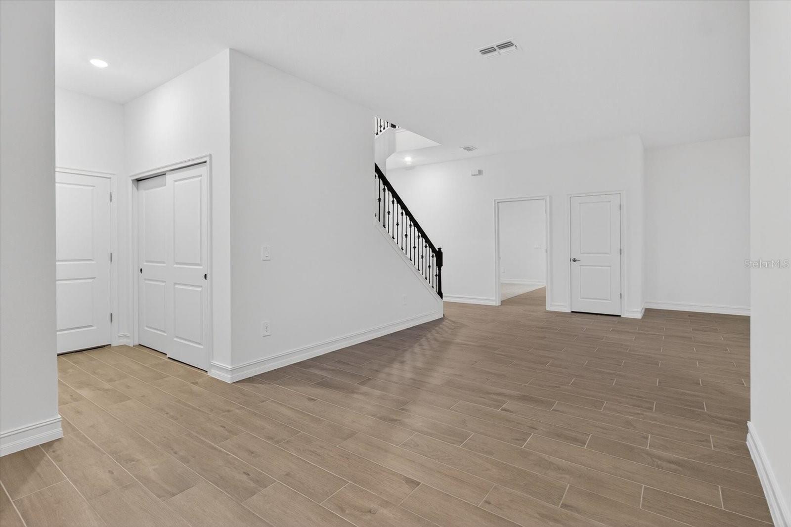 Image 7 of 51 For 6925 116th Court