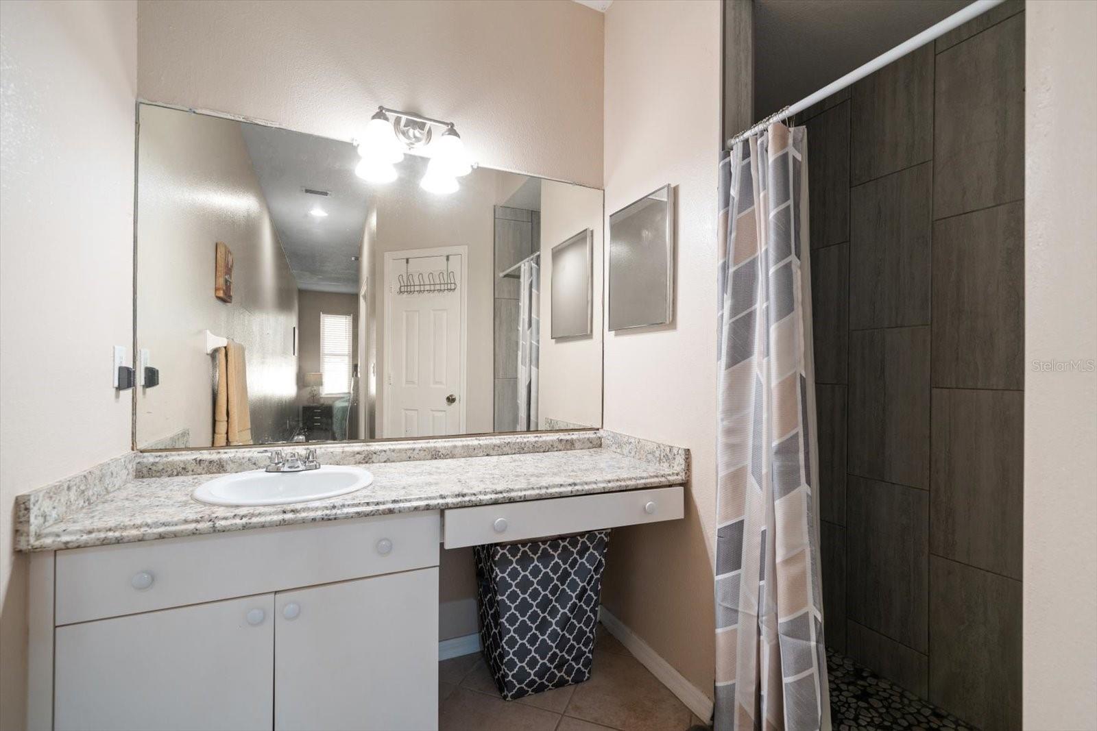 Image 17 of 29 For 6400 46th Avenue N 41