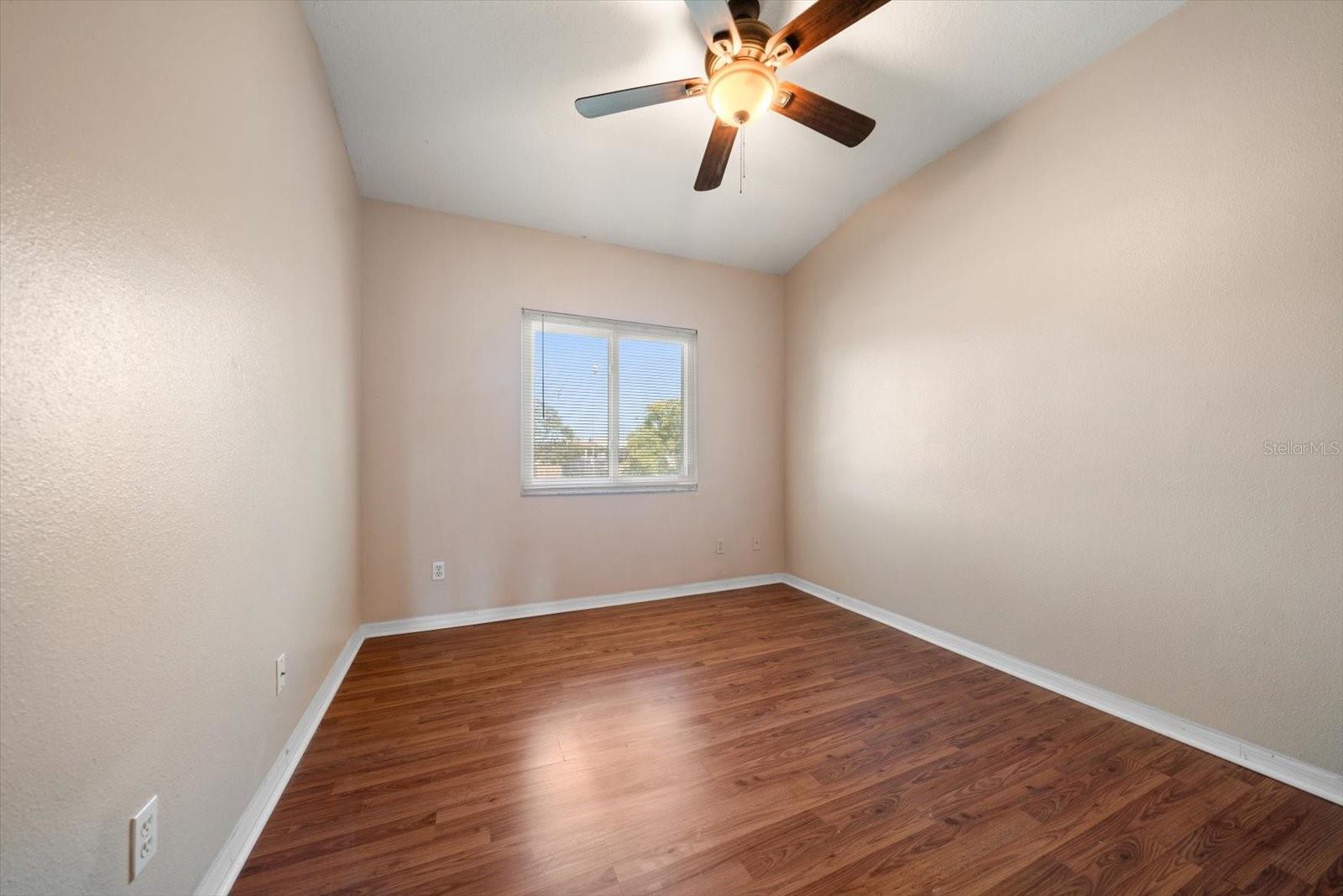 Image 22 of 29 For 6400 46th Avenue N 41