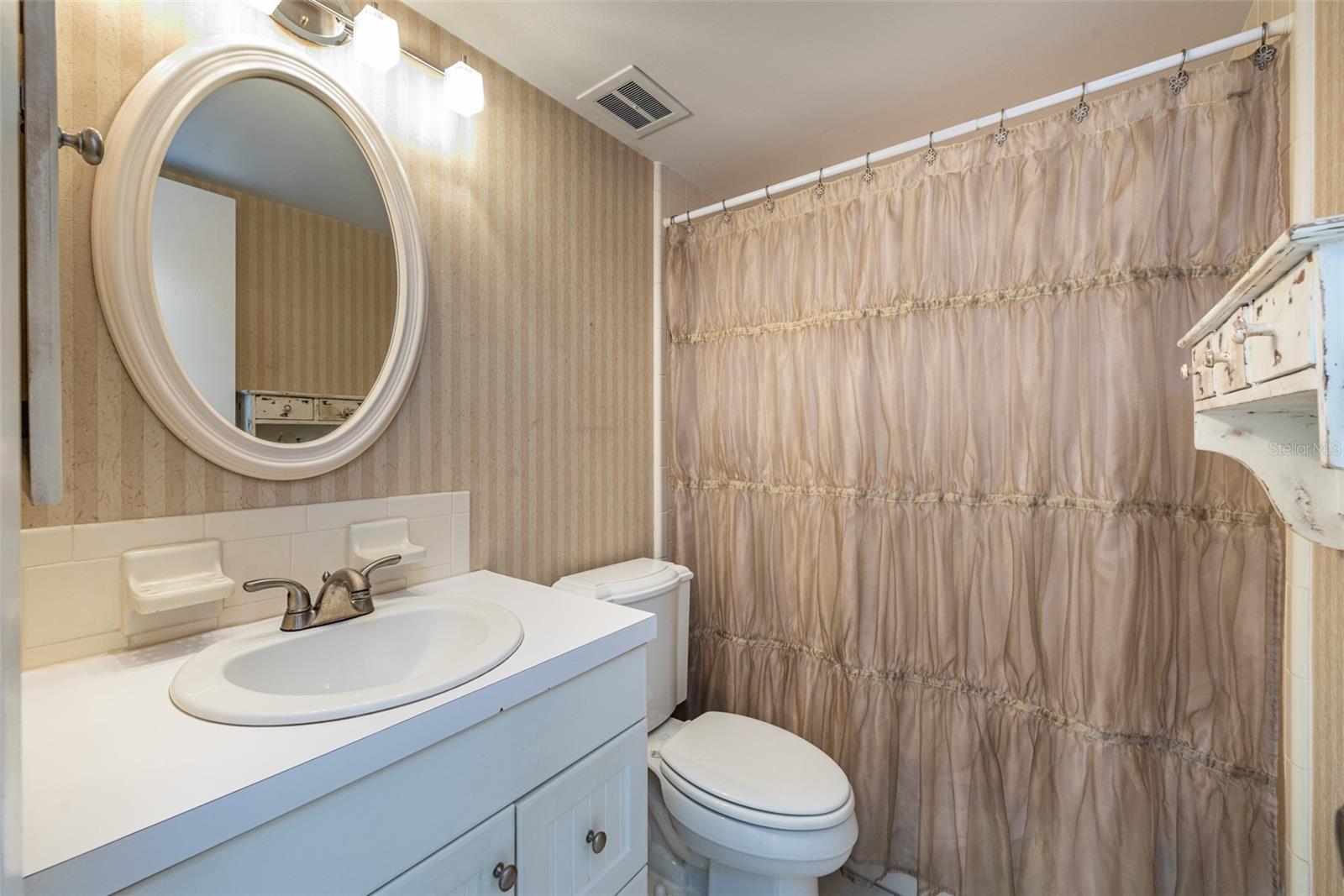 Image 10 of 16 For 6042 1st Avenue S 31