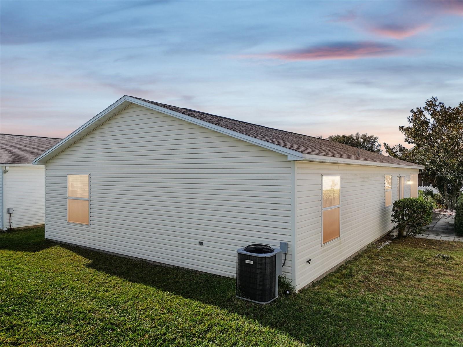 Image 2 of 52 For 2603 Olivarez Way