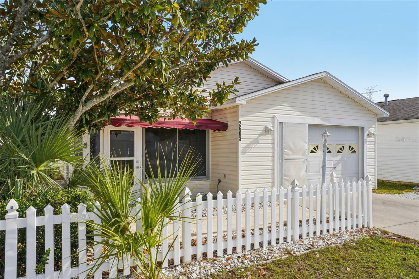 Image 5 of 52 For 2603 Olivarez Way