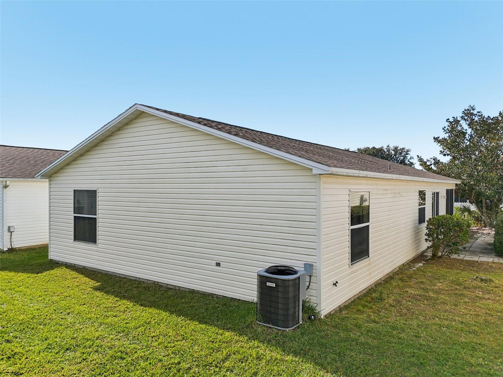 Image 50 of 52 For 2603 Olivarez Way