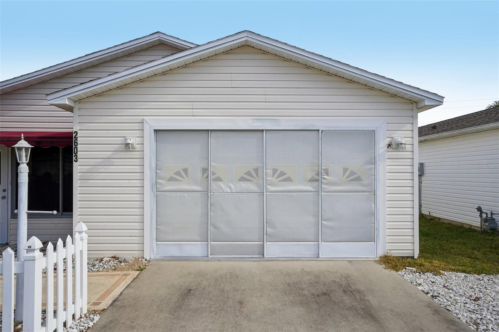 Image 6 of 52 For 2603 Olivarez Way