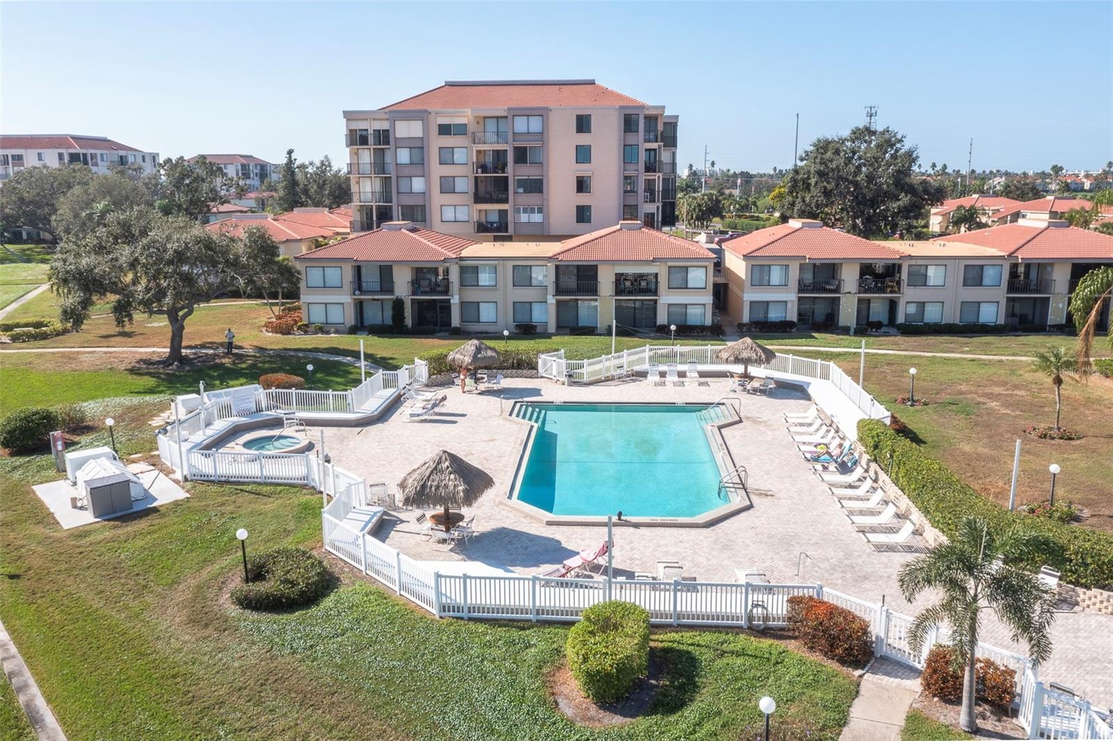 Image 24 of 27 For 6104 Palma Del Mar Boulevard S 405