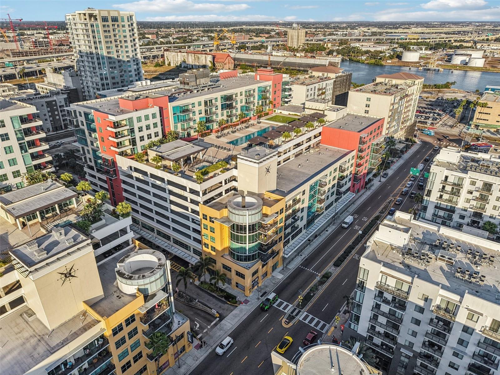 Image 21 of 31 For 1208 Kennedy Boulevard 616