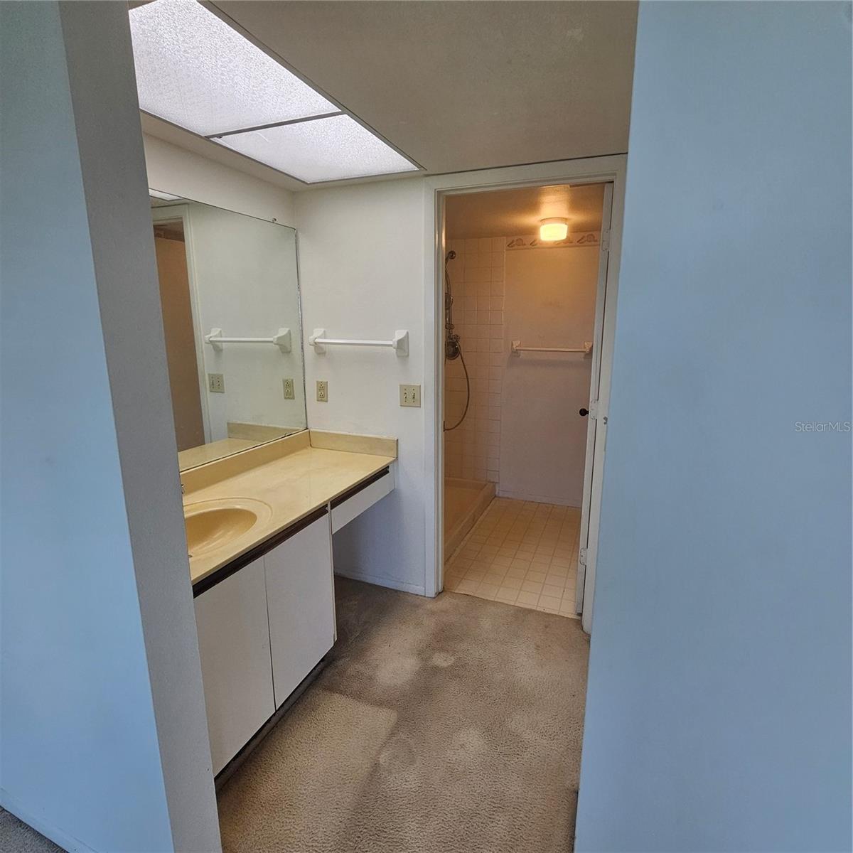 Image 23 of 69 For 1332 Pasadena Avenue S 501