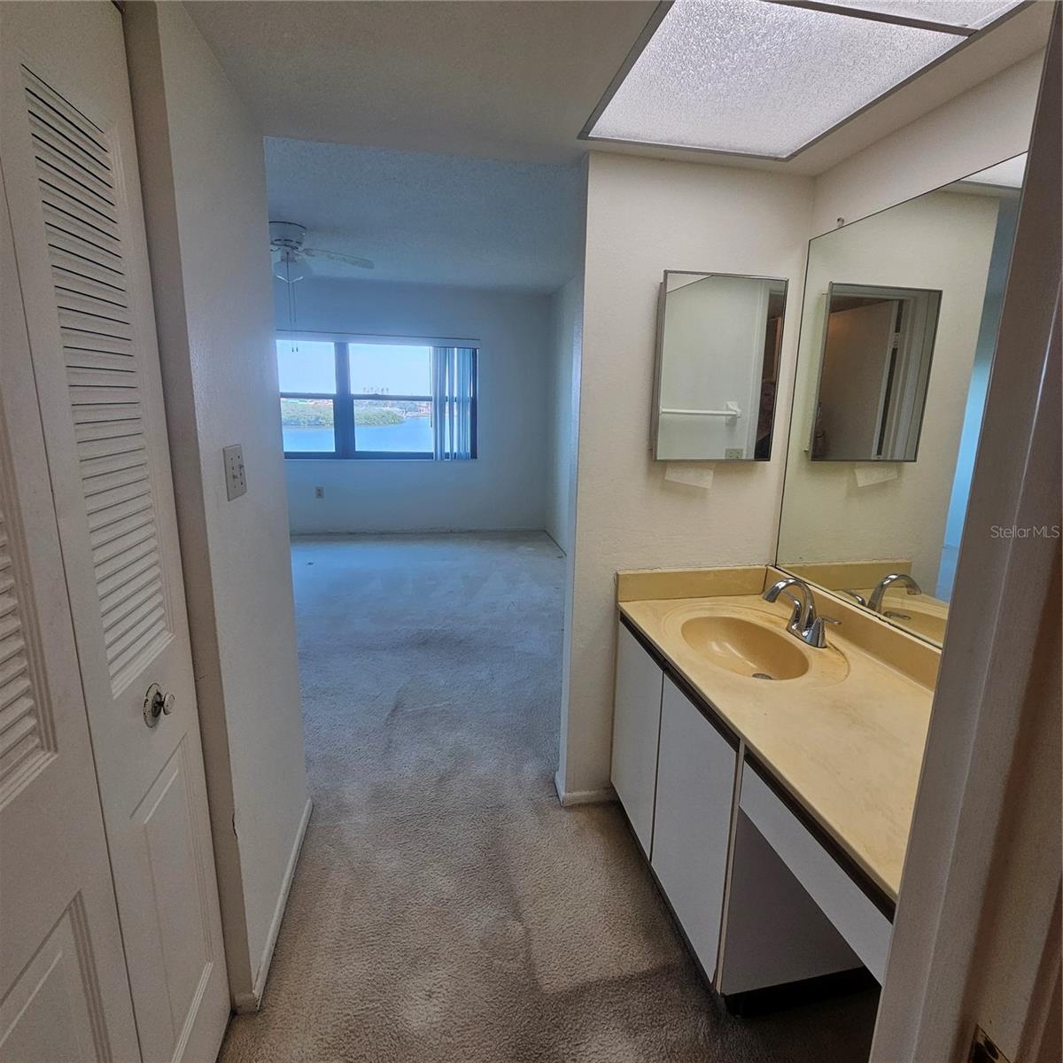 Image 24 of 69 For 1332 Pasadena Avenue S 501