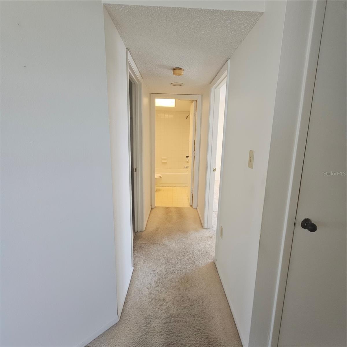 Image 25 of 69 For 1332 Pasadena Avenue S 501