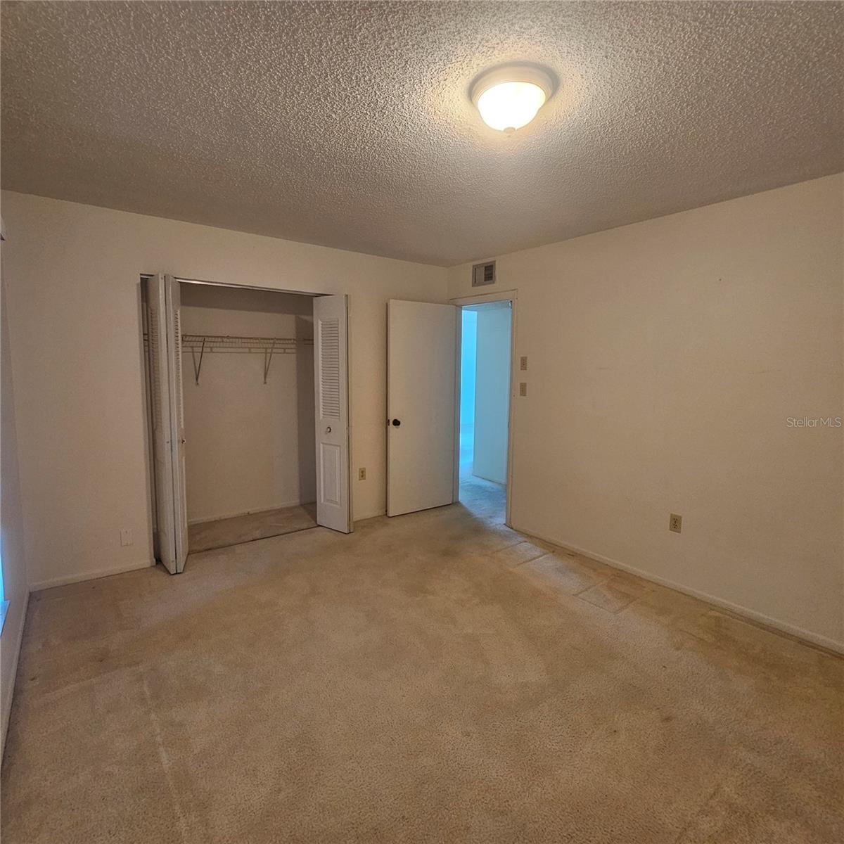 Image 26 of 69 For 1332 Pasadena Avenue S 501