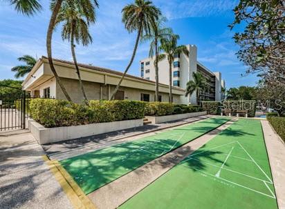 Image 64 of 69 For 1332 Pasadena Avenue S 501