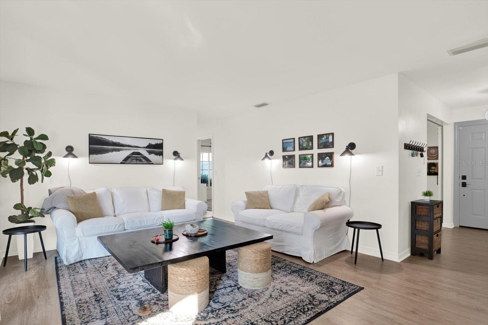 Image 10 of 60 For 10524 Orange Grove Drive