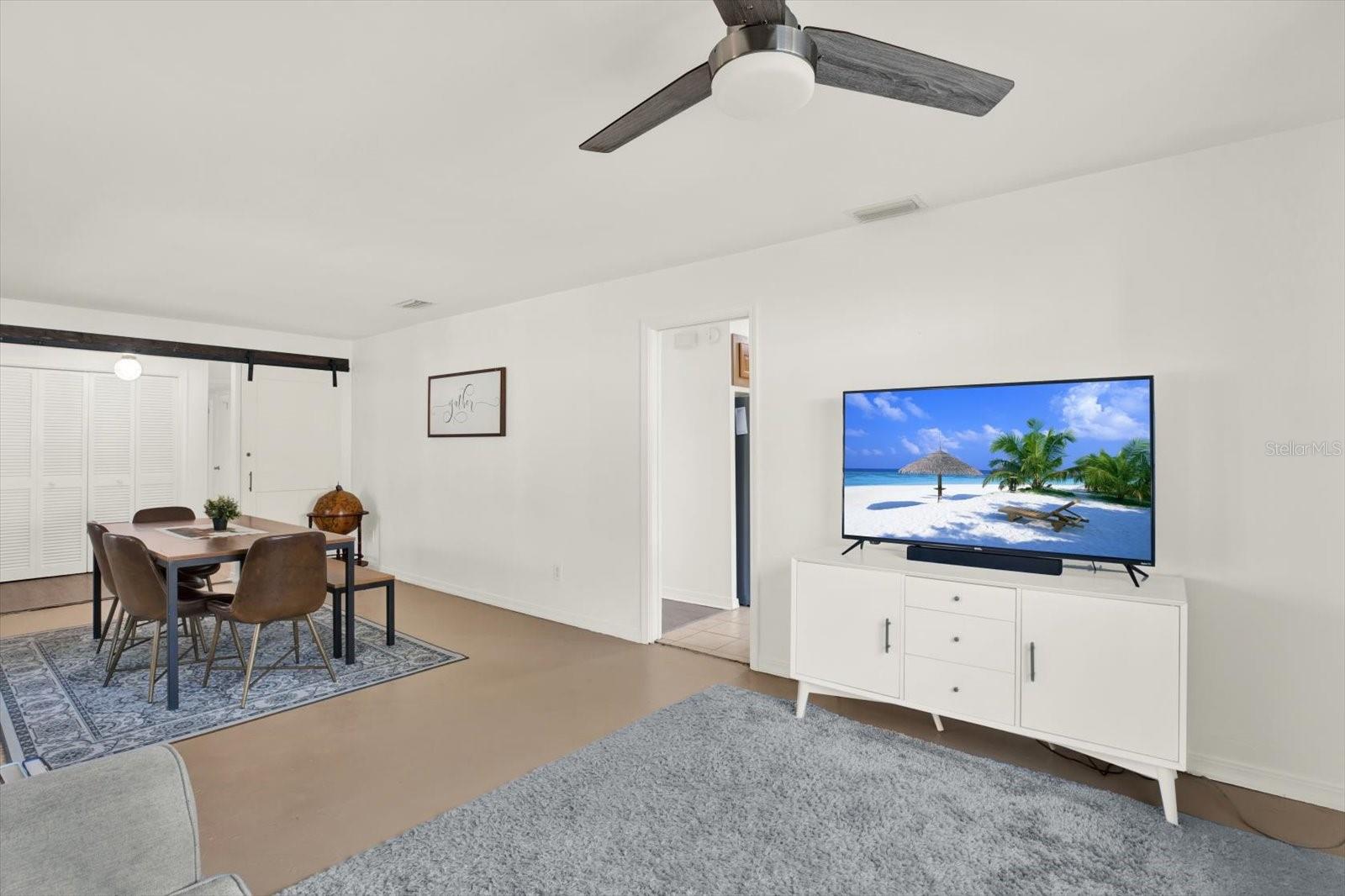 Image 20 of 60 For 10524 Orange Grove Drive