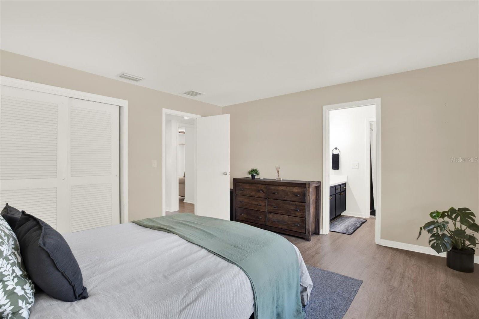 Image 38 of 60 For 10524 Orange Grove Drive