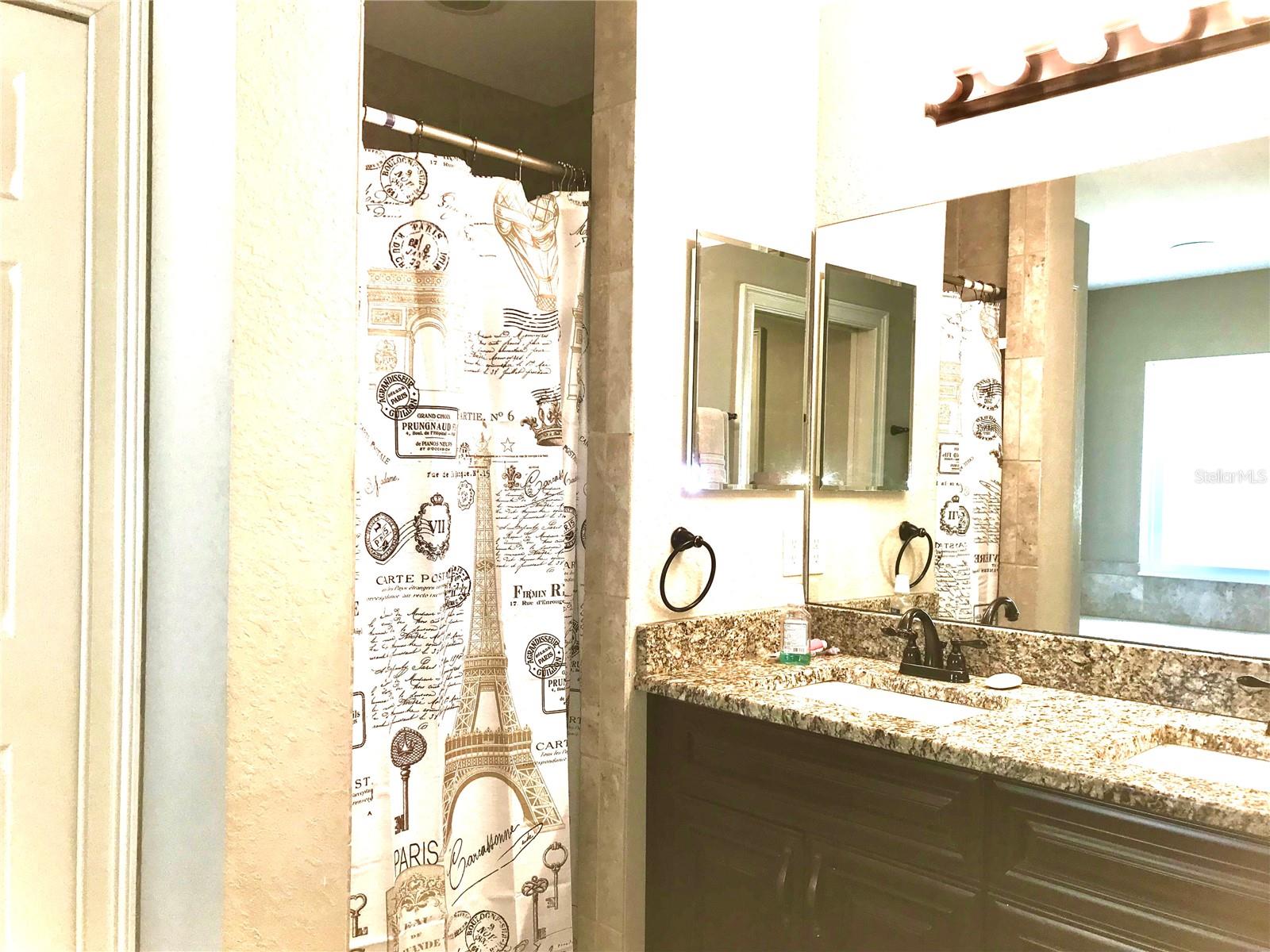 Image 20 of 29 For 4195 114th Street