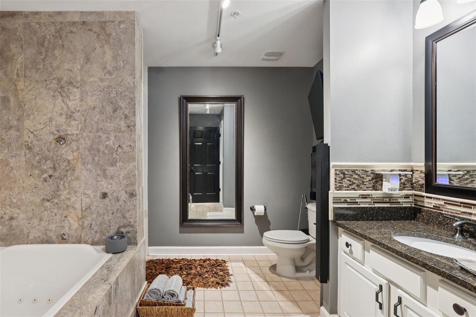 Image 40 of 78 For 345 Bayshore Boulevard Gp10