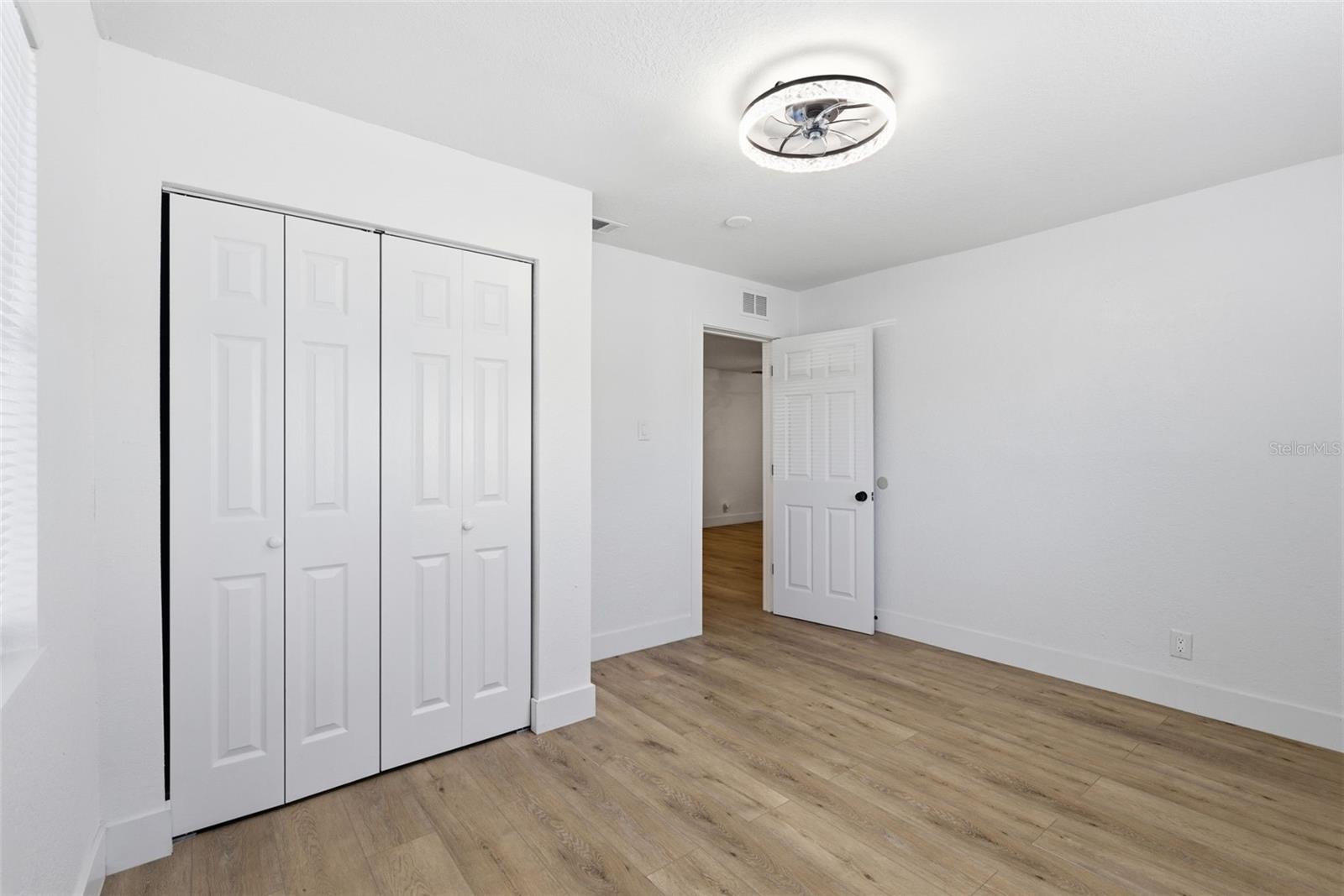 Image 17 of 68 For 525 27th Avenue S