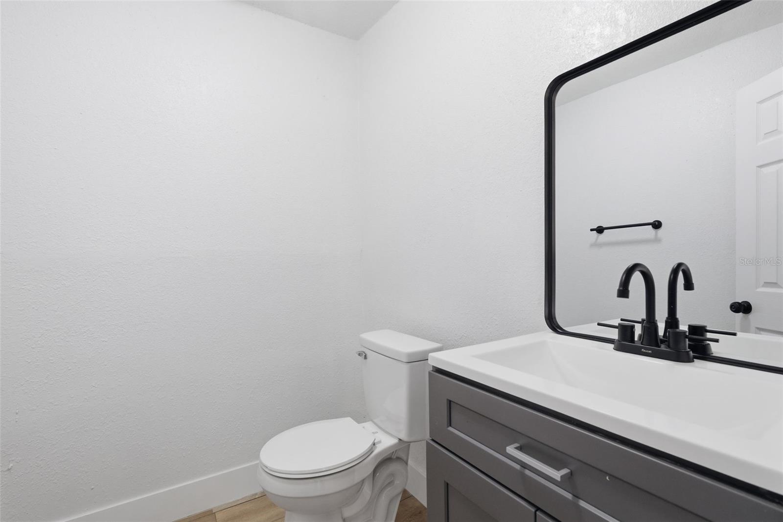 Image 18 of 68 For 525 27th Avenue S