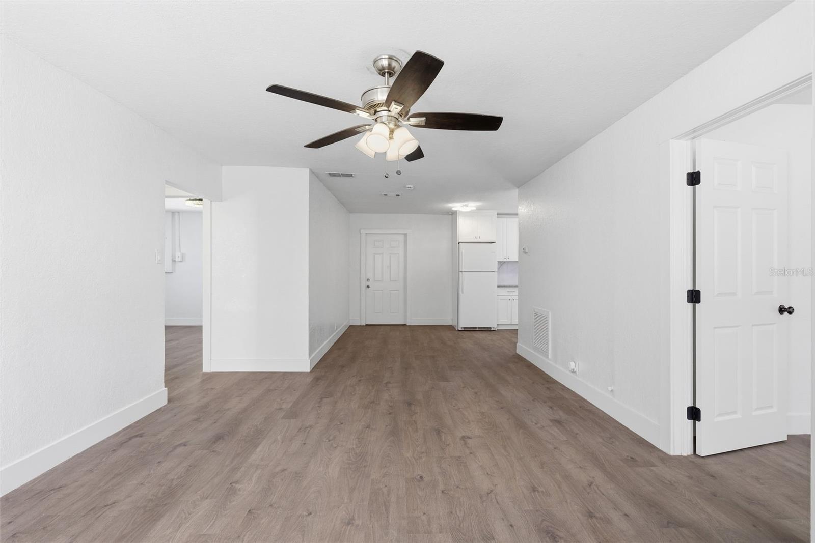 Image 37 of 68 For 525 27th Avenue S