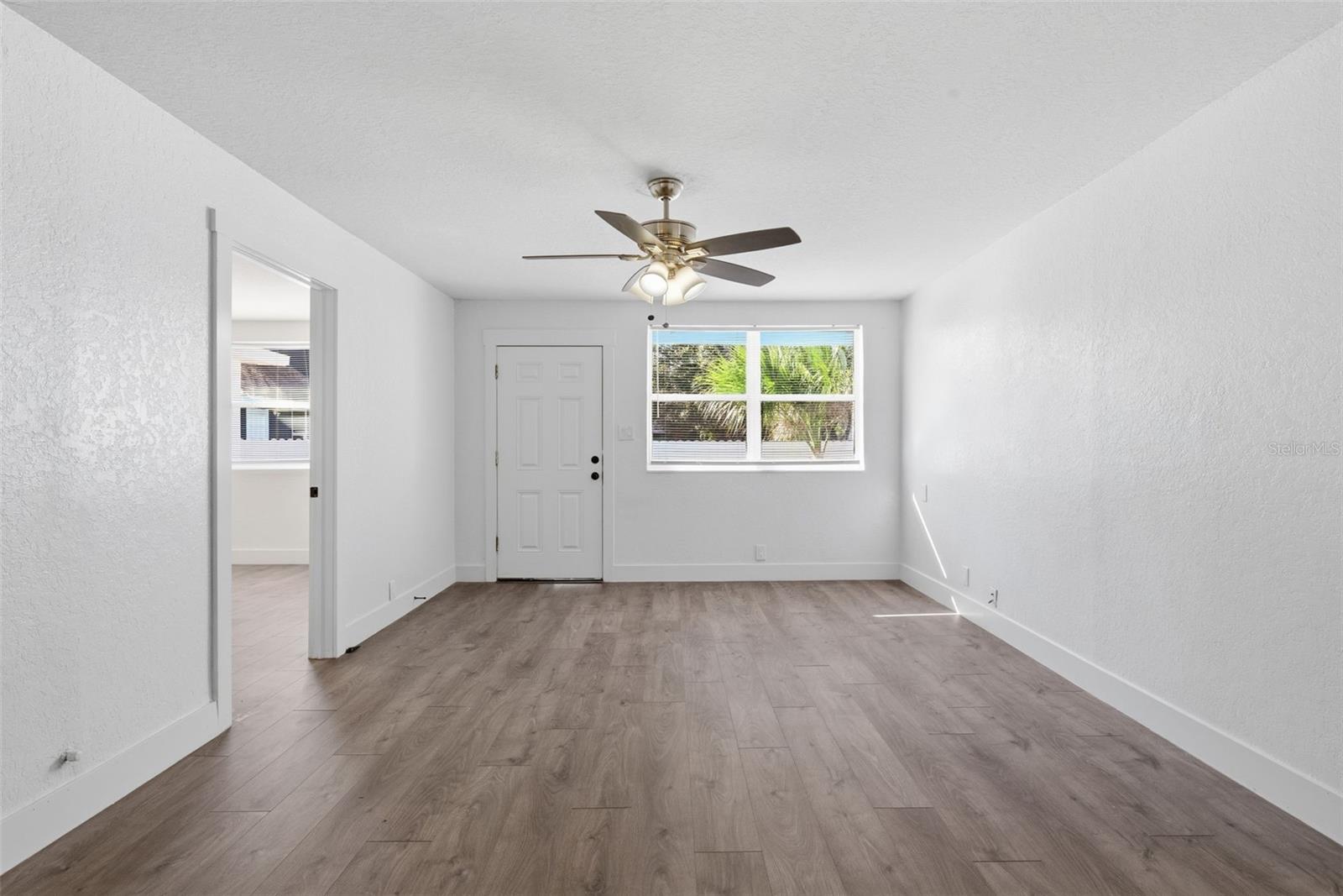 Image 44 of 68 For 525 27th Avenue S