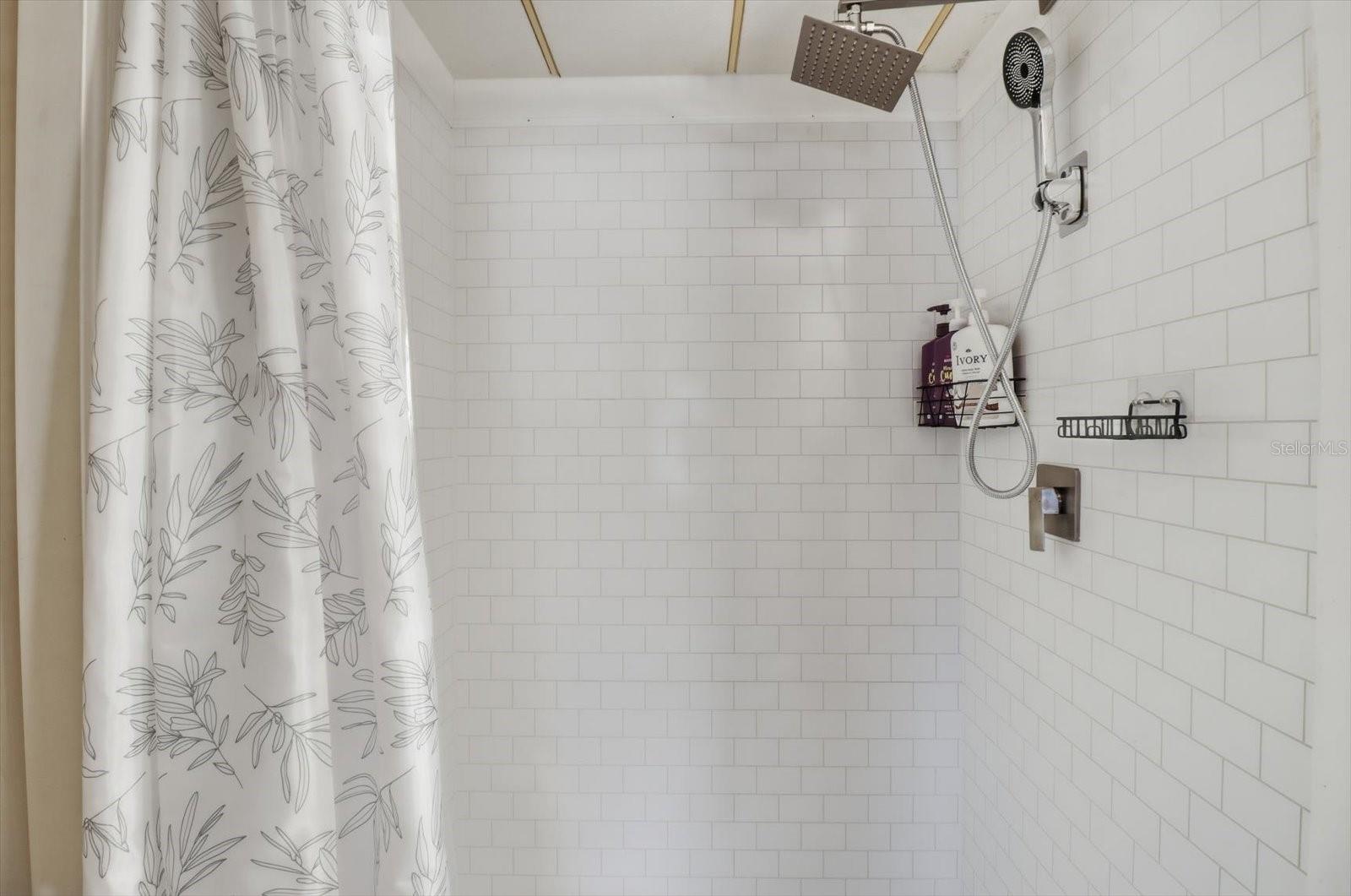 Image 22 of 30 For 7749 Chassahowitzka Street