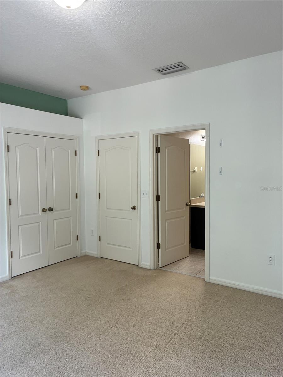 Image 16 of 35 For 1110 Sleepy Oak Dr