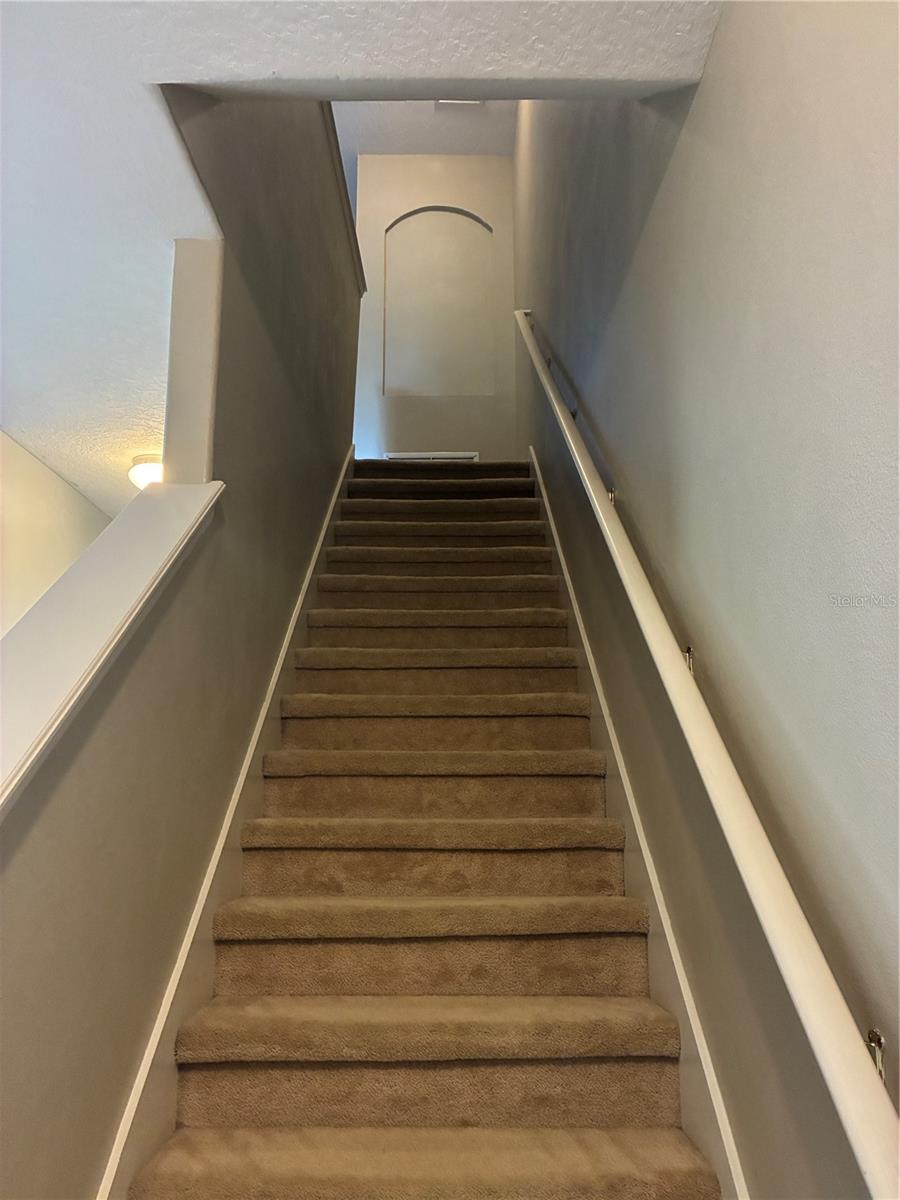 Image 9 of 35 For 1110 Sleepy Oak Dr