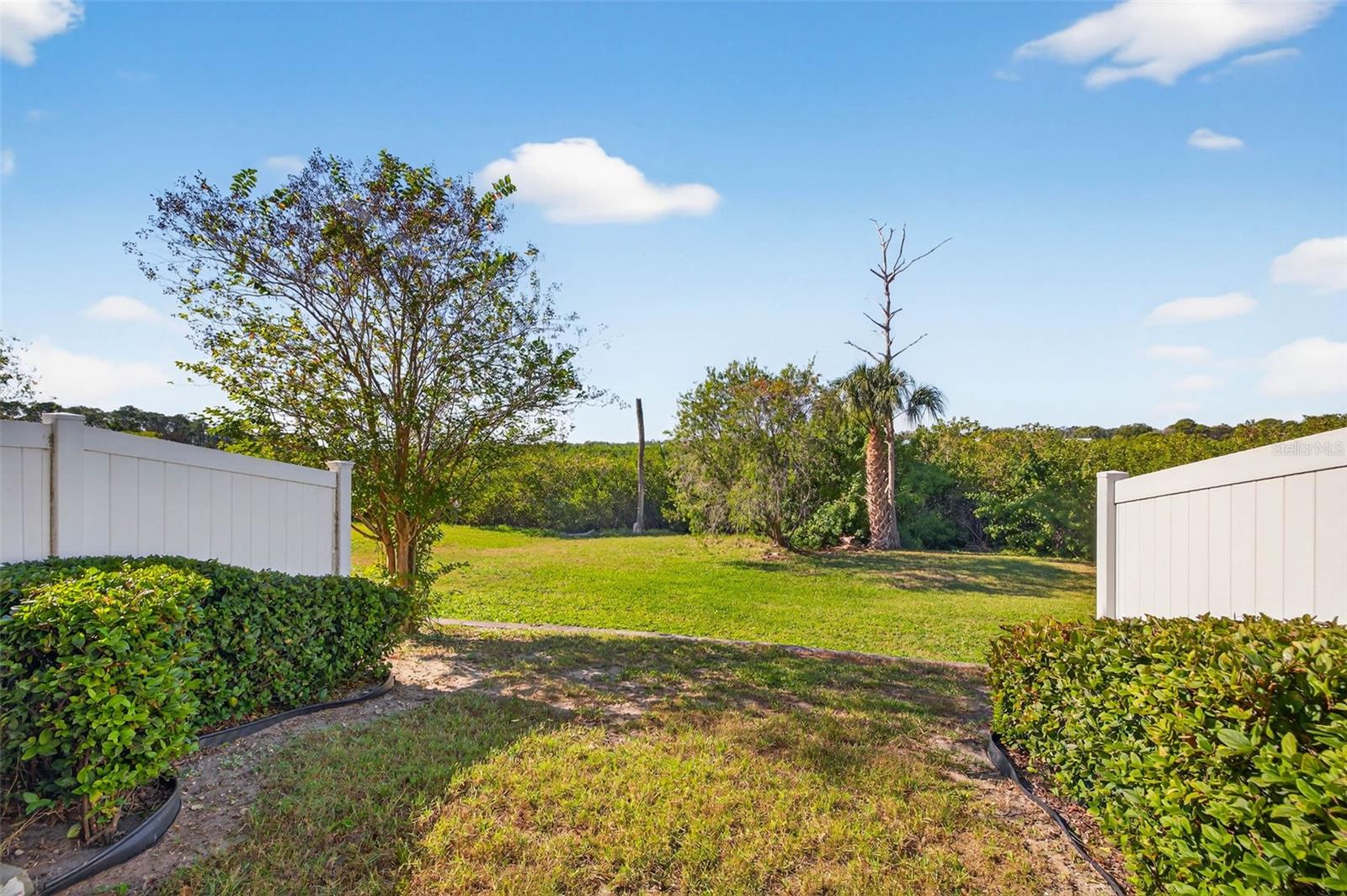 Image 29 of 34 For 8128 Muddy Pines Place