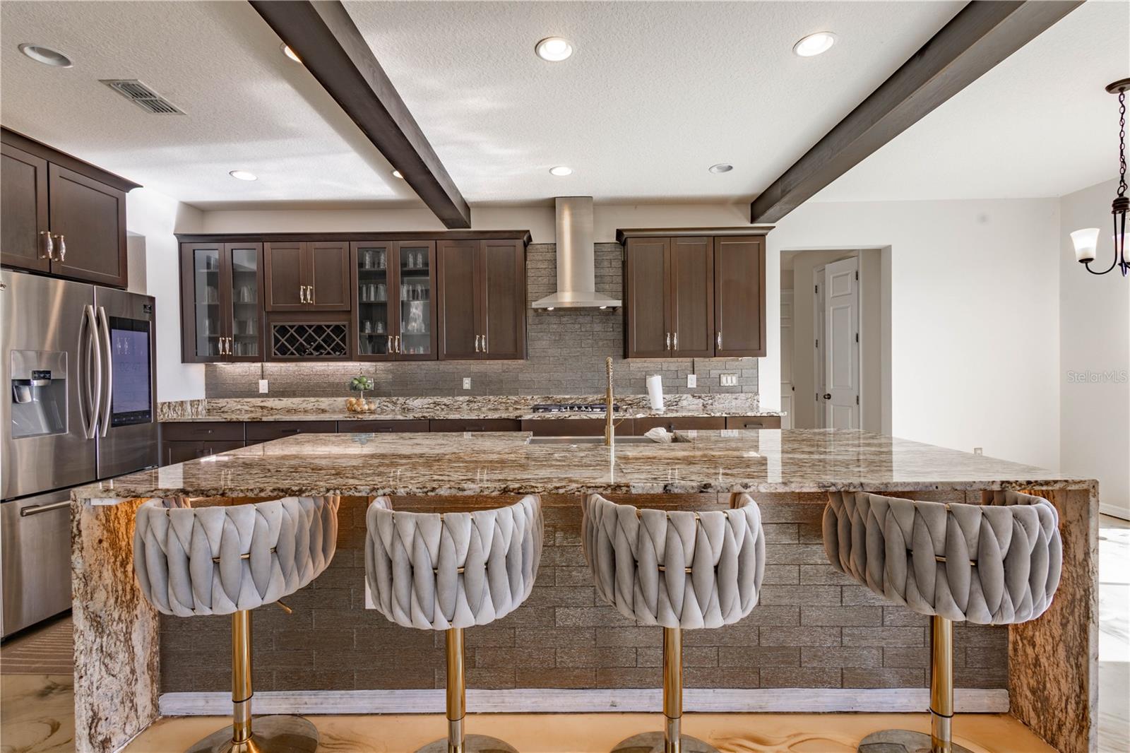 Image 11 of 68 For 2468 Verde View Drive