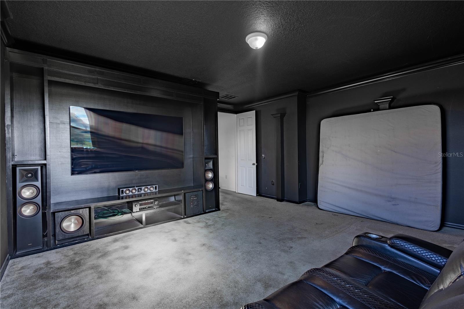 Image 20 of 68 For 2468 Verde View Drive