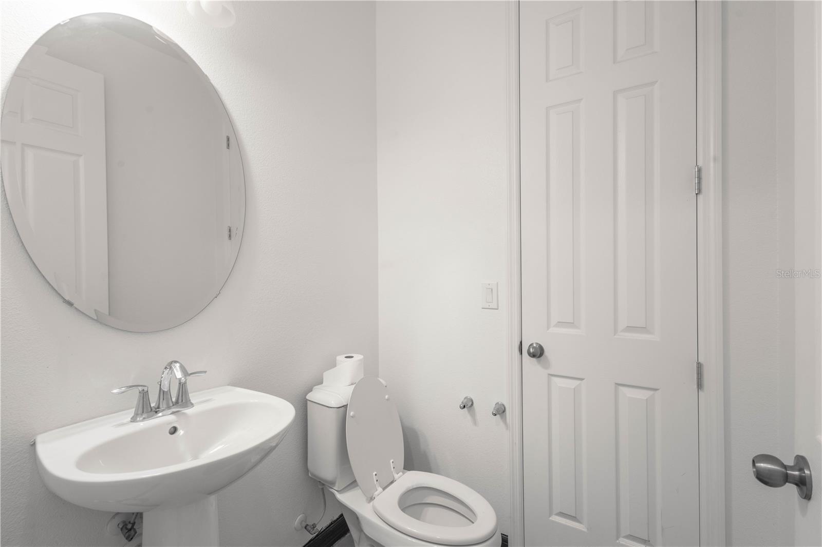 Image 25 of 68 For 2468 Verde View Drive