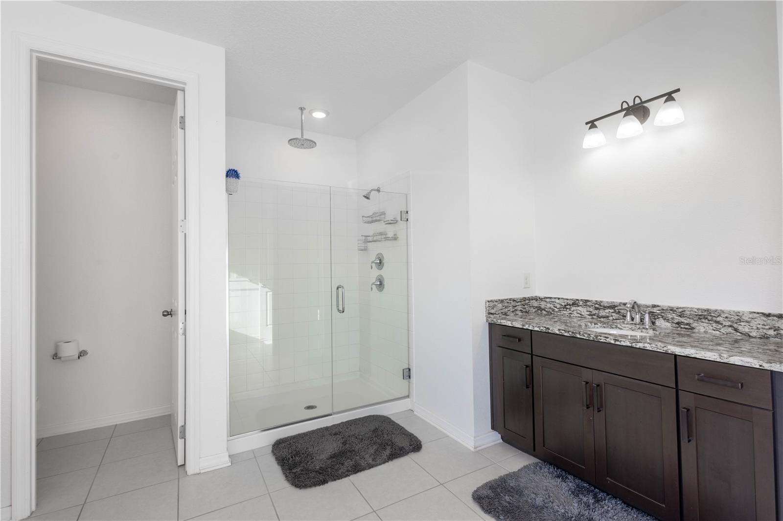 Image 33 of 68 For 2468 Verde View Drive