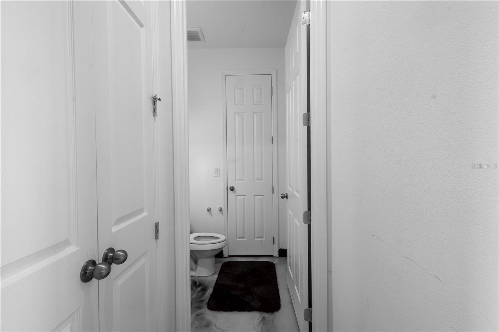 Image 38 of 68 For 2468 Verde View Drive