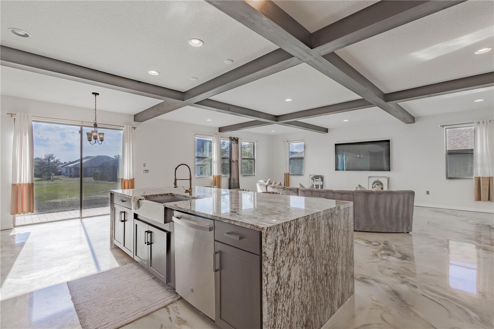 Image 9 of 68 For 2468 Verde View Drive