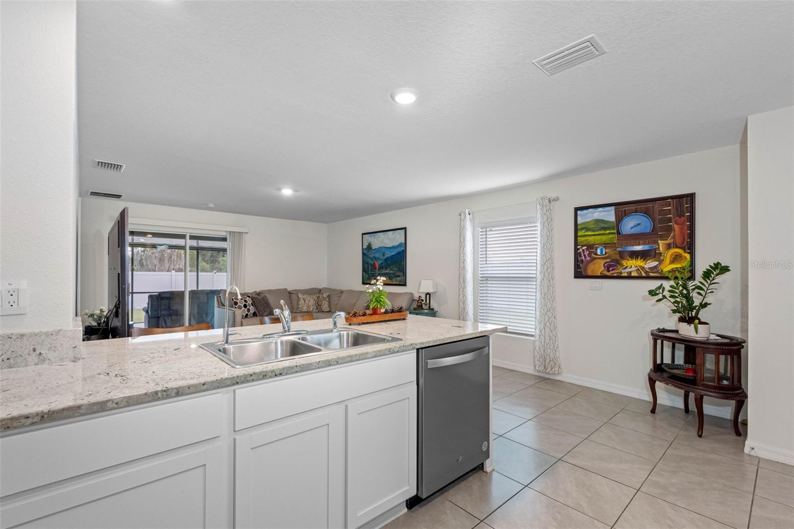 Image 13 of 54 For 1676 Hazy Sea Drive