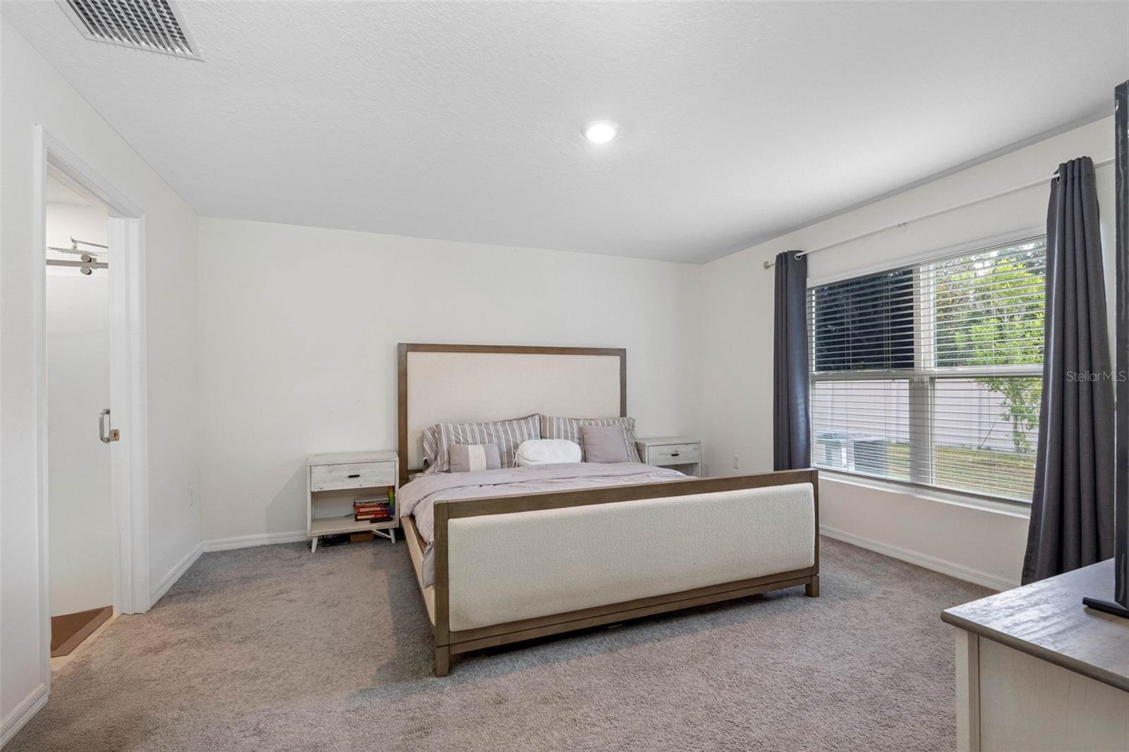 Image 24 of 54 For 1676 Hazy Sea Drive