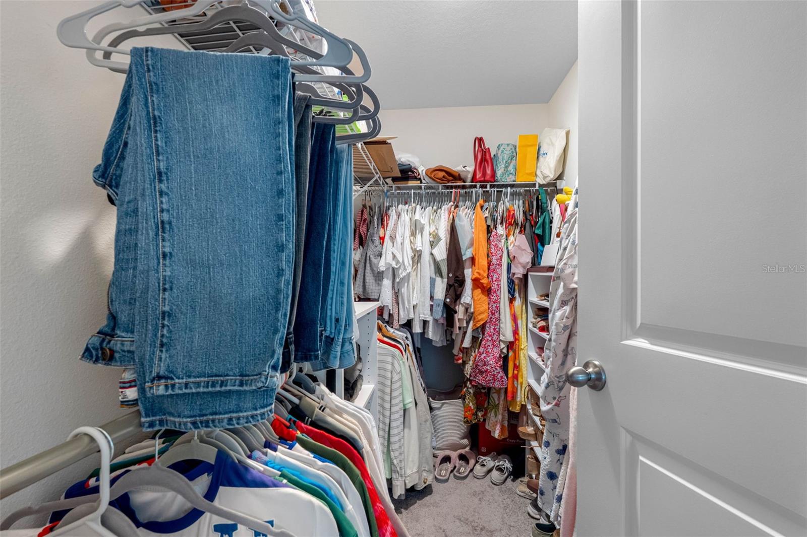 Image 25 of 54 For 1676 Hazy Sea Drive