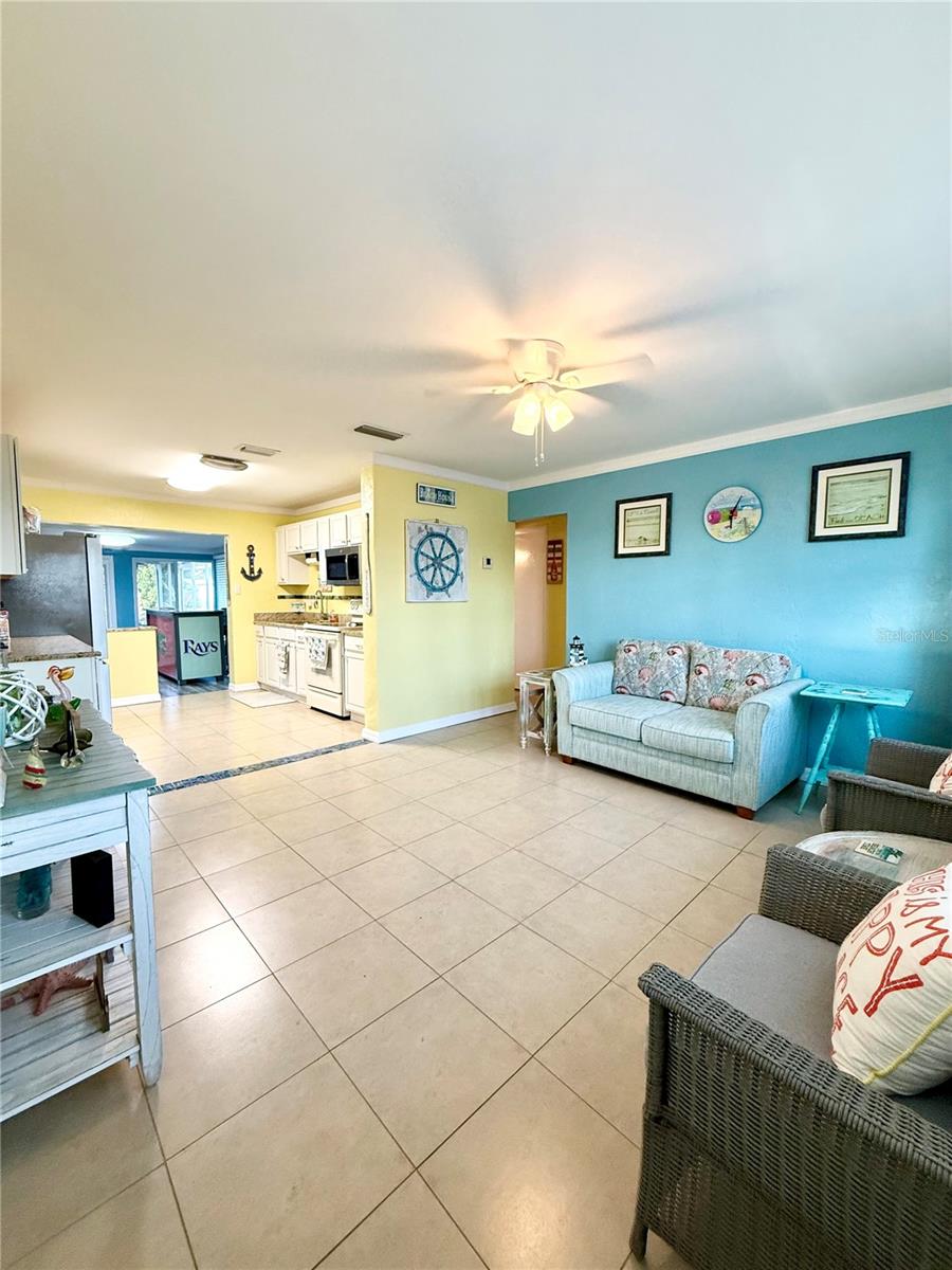 Image 2 of 32 For 43 Hibiscus Drive