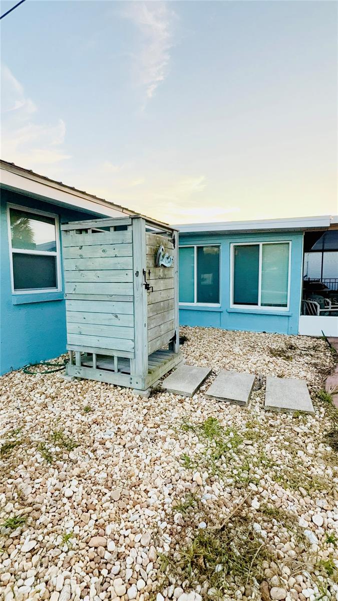 Image 26 of 32 For 43 Hibiscus Drive