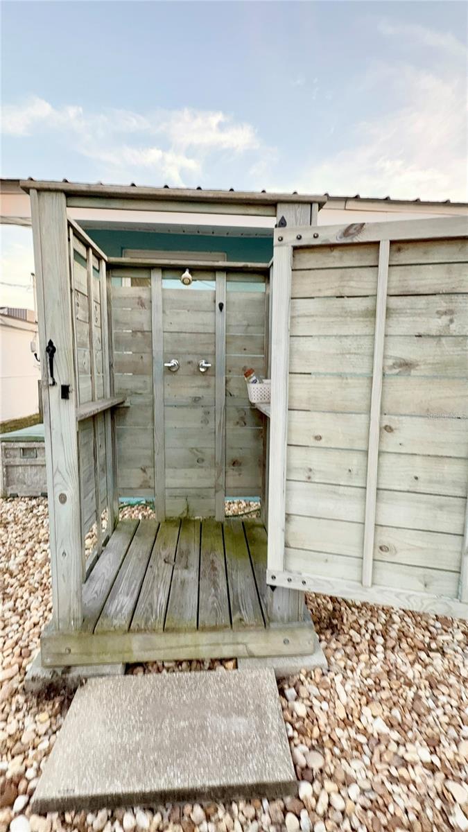 Image 27 of 32 For 43 Hibiscus Drive