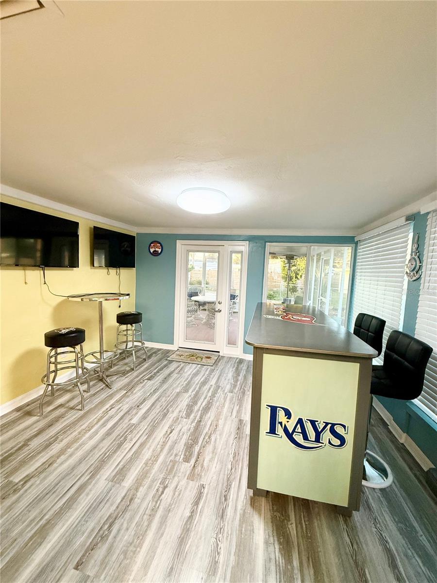 Image 7 of 32 For 43 Hibiscus Drive