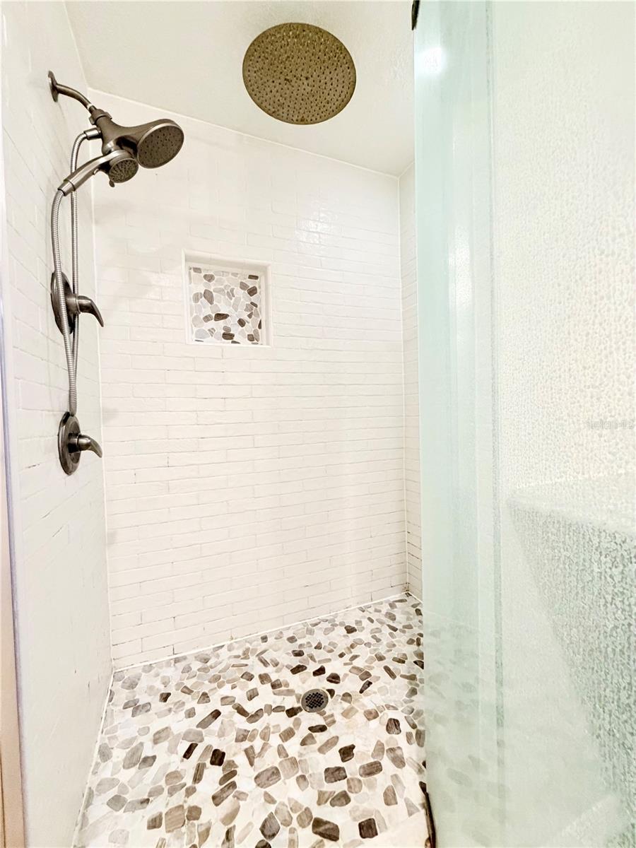 Image 26 of 49 For 30750 Temple Stand Avenue