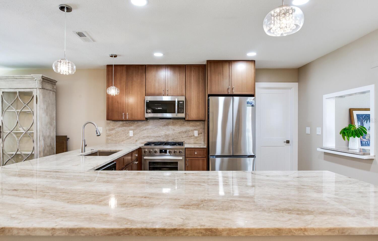 Image 11 of 56 For 5028 42nd Street S