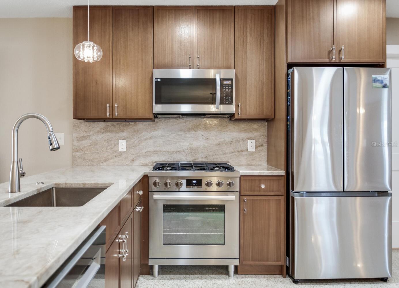 Image 16 of 56 For 5028 42nd Street S