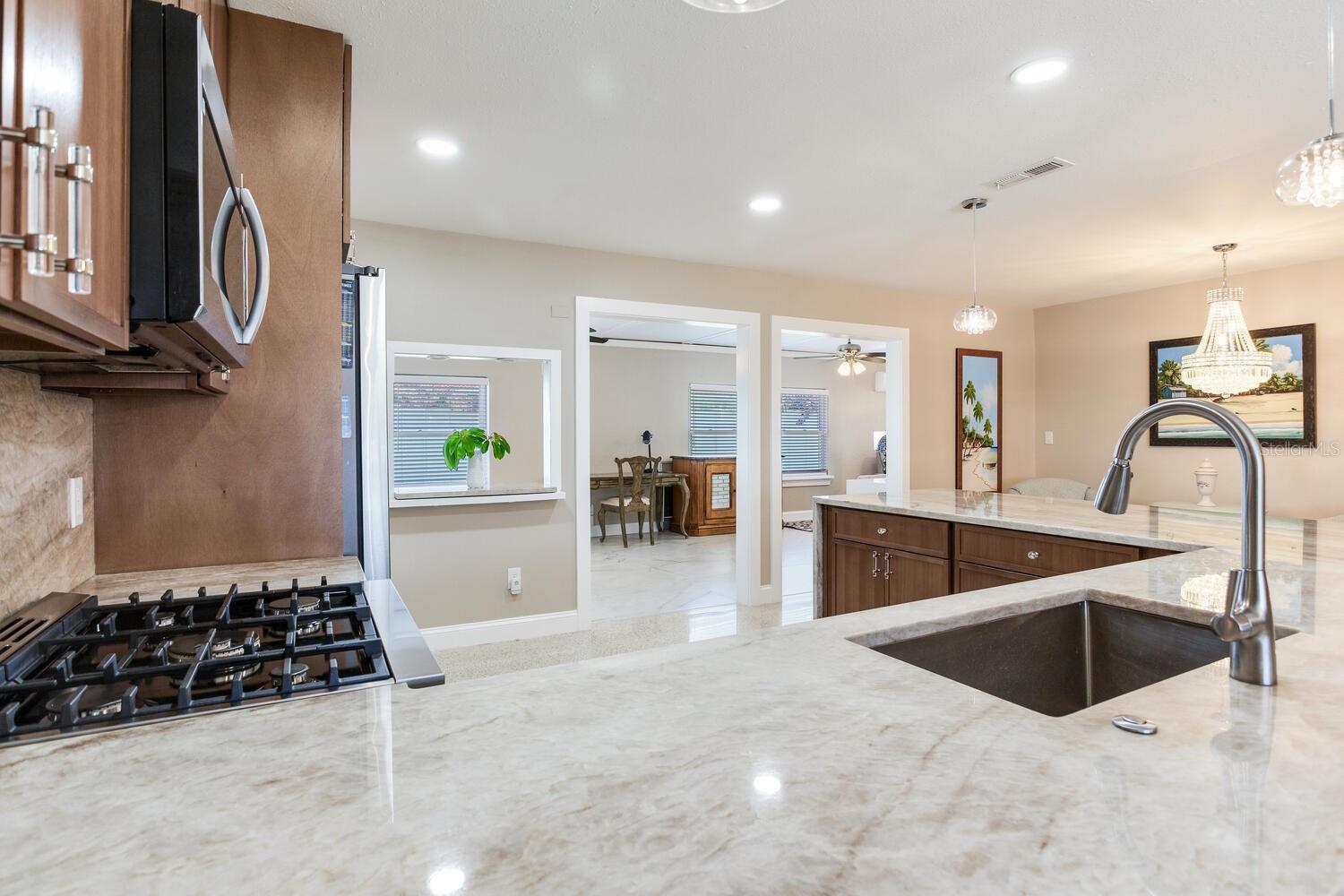 Image 18 of 56 For 5028 42nd Street S