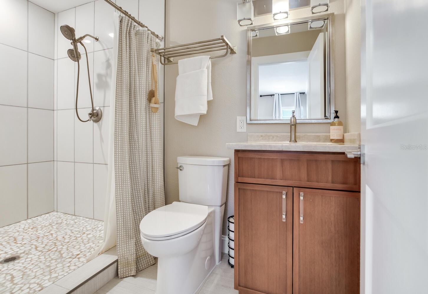 Image 29 of 56 For 5028 42nd Street S