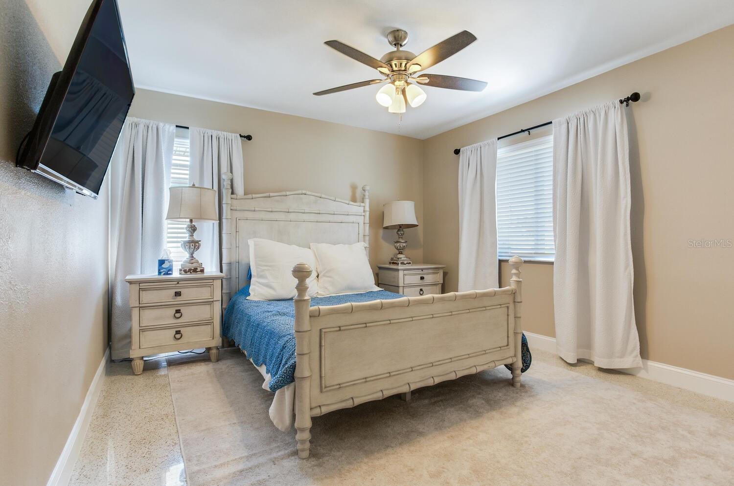 Image 31 of 56 For 5028 42nd Street S