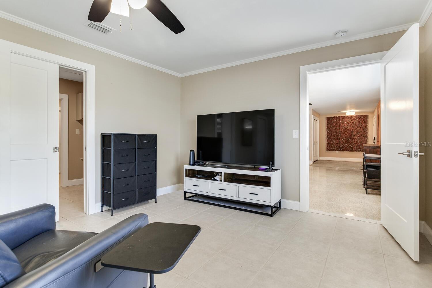 Image 34 of 56 For 5028 42nd Street S